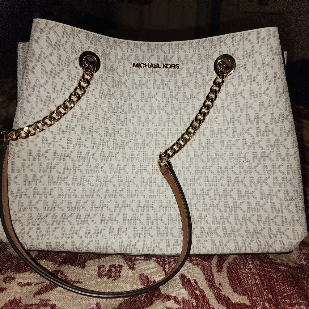 PURSES